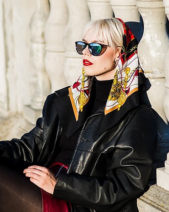 Elegancka apaszka vintage z motywem ozdobnych łańcuchów, Vintage Store