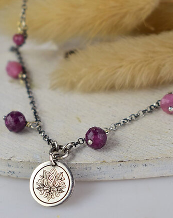 Rubin i kwiat lotosu - srebrny naszyjnik, Sunflower Kornelia Kubinowska