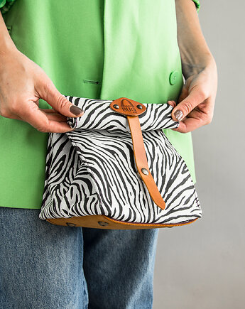 Mała torebka do ręki ze skóry z printem zebry, Ladybuq Art Studio