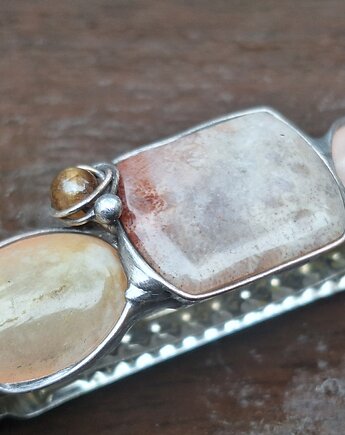 Jasna sprawa - klamra do włosów, po drugiej stronie lustra