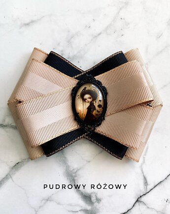 Brosza z niesamowitą grafiką   zamkniętą pod kaboszonem NEW, Pudrowy Różowy