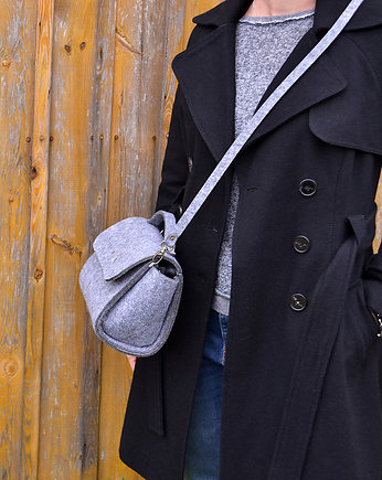 DoughnutSmallSatchel , felt label