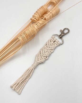 Zawieszka/brelok makrama, wu handmade