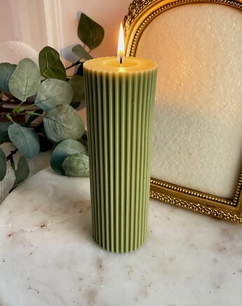 Świeca ekologiczna sojowa dekoracyjna kolumnowa"Sage Green" 150x50mm, Coccola JEWELLERY