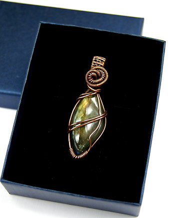 Wisiorek z labradorytem, Blue Pearl Art