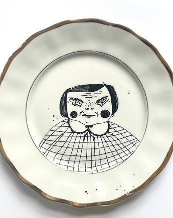 Dzidzia Piernik, arent plates