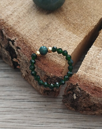 Pierścionek ze szmaragdem Nilu i azurytem, REVEAL