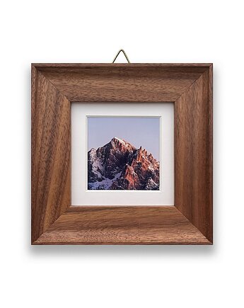 Kwadratowa ramka 10x10 cm z naturalnego drewna orzechowego, LittlFrameShop