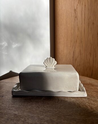 Maselnica z uchwytem w kształcie muszli,  nadmorska dekoracja kuchni farmhouse, Maison Fragile