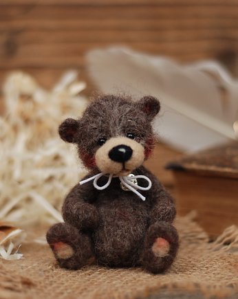 Brązowy Miś, BoboLobo Handicraft