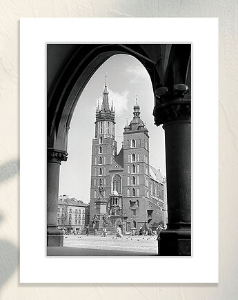Fotografia z passe-partout; Arkady krakowskich Sukiennic, Galeria LueLue