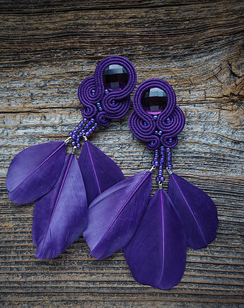 Fioletowe boho kolczyki soutache z piórkami, Mró Soutache