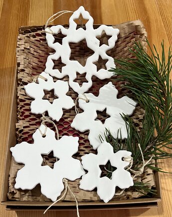 Zestaw porcelanowych gwiazdek na choinkę, PIEGO Ceramika