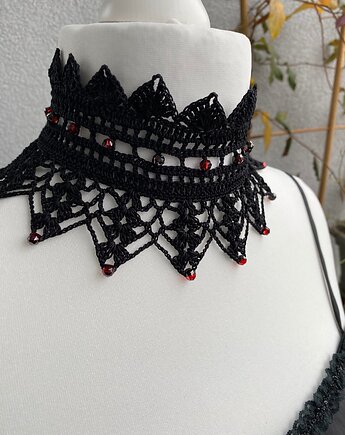 Gotycki naszyjnik koronkowy czarny z koralikami ombre, Księżycowa ćma