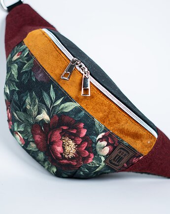 Elegancka damska nerka w kwiaty róży vintage BARWNA CISZA, Co Tu Się Kroi