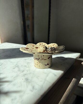 Ceramiczna Miseczka Kwiat na Biżuterię Handmade Miseczka w Brązowe Ciapki, Maison Fragile