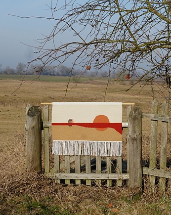 Ręcznie tkany kilim  - wełniana makatka -  REFLEKSJA w beżu, Topole 