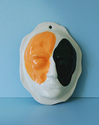 Ceramiczna Maska, Clay Republic