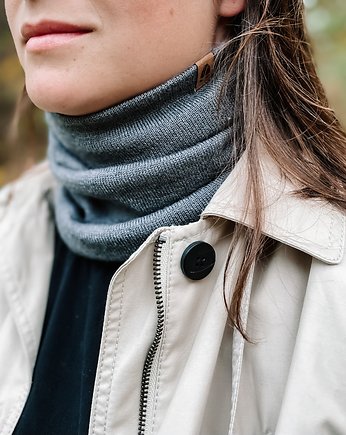 KOMIN- wełniany z wełny merino- popiel, KOPYTO