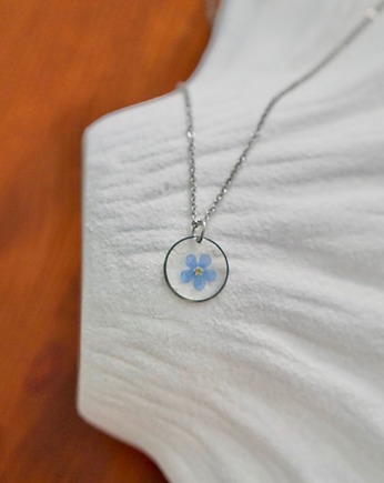 Naszyjnik z niezapominajkami, ANKO rekodzielo