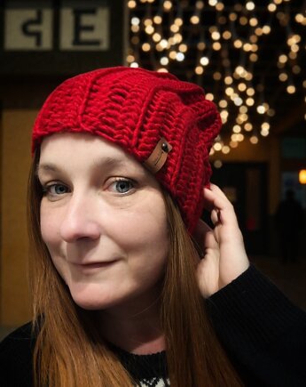 Ciepła czapka szydełkowa Papa Smerf, Ciotka Matylda