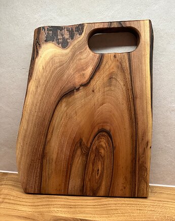 Drewniana deska z orzecha włoskiego, Drewnomaniak Oskar Piotrowski