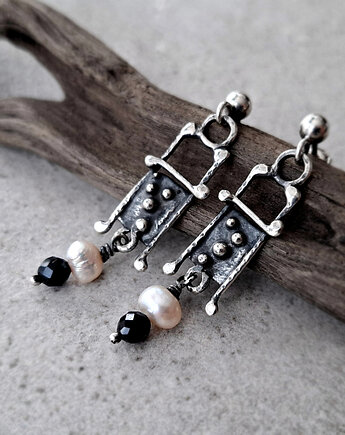 Lunary srebrne kolczyki ze spinelem i perłą, MIECHUNKA