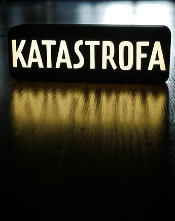 Lampka z napisem KATASTROFA, Herrgott