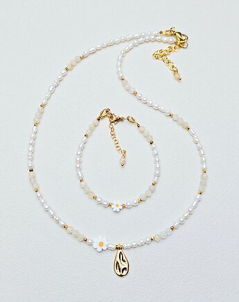 Delikatny Perełkowy Komplet z Kwiatkami Poziomki, ILEA