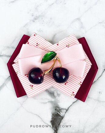 Brosza z kolekcji z wisienkami z dużą wiśnią, Pudrowy Różowy