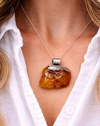 Surowy wisior z bursztynem bałtyckim - Zawieszka bursztynowa - Bursztyn, Amber Charm