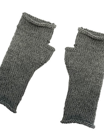 Delikatne mitenki z baby alpaki jasno szare, Made by Jaga