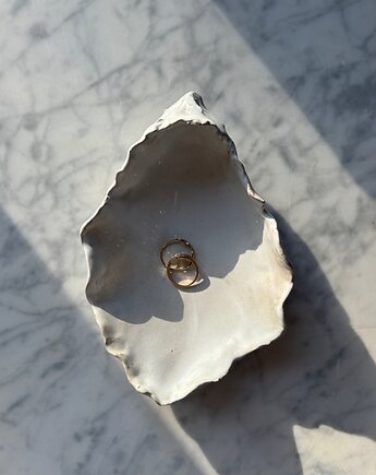 Ceramiczna Ostryga Muszelka z Perłą na Biżuterię Morskie Motywy, Maison Fragile