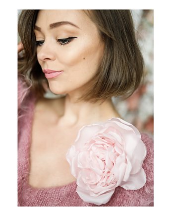 Broszka kwiat, Celina Parysów