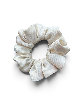 Jedwabna gumka scrunchie z upcyclingu, Lush from trash