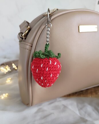 Brelok truskawka, Brelok do kluczy, Brelok na prezent, EcoToysByNastya