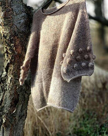Bubbles in beige/ sweter, agat handmade