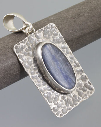 Wisior z kyanitem, Marta Kepska