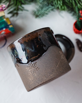 Kubek z uchem ŚNIEŻYNKA, rękoczyny