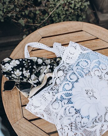 Torebka upcykling firankowa shopperka biała w kwiaty 1/1, From.us brand
