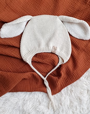 Ręcznie dziergana BUNNY BONNET złamana biel, La Dori Studio