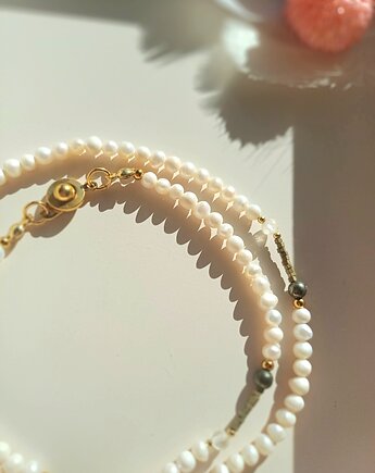 Naszyjnik z perłami  naturalnymi, pirytem, hematytem i kryształem górskim, s e n s e d  accessories