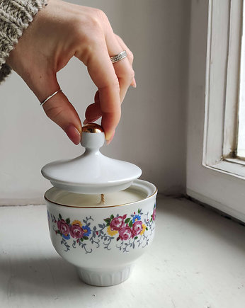 Harriet  Drzewo Sandałowe, Vintage Candle
