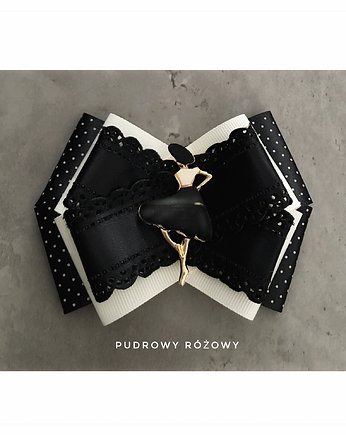 Brosza z Damą w Francuskim Stylu NEW, Pudrowy Różowy