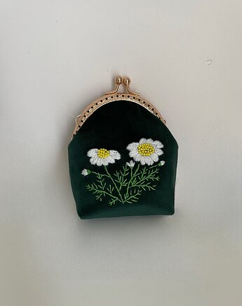 Portmonetka damska haftowana Rumianki, IriShe Jewelry