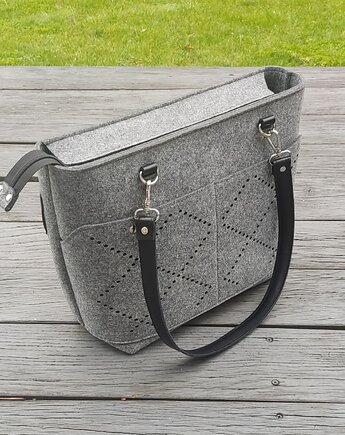 Torba filcowa na ramię - kieszonki z dziurkowaniem, Beltrani