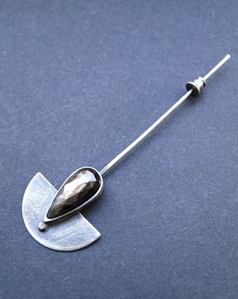 Broszka Brown z szafirem, Memero