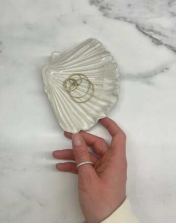 Podstawka na Biżuterię Palo Santo Ceramiczna Muszelka Perłowa, Maison Fragile