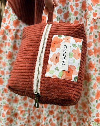 Sztruksowa pikowana kosmetyczka, SCARLET, Yanowska