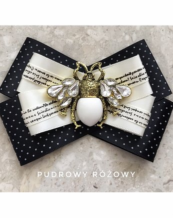 Brosza  z  Owadem New, Pudrowy Różowy